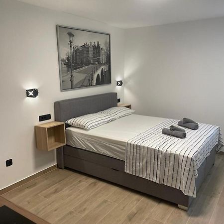 Apartments Anka Пула Экстерьер фото