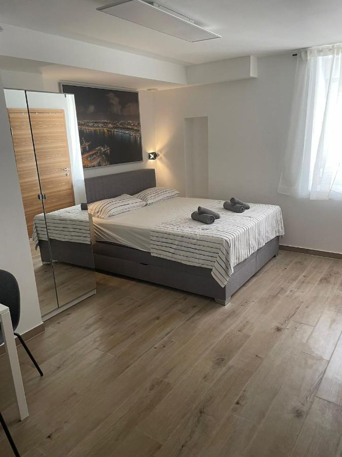 Apartments Anka Пула Экстерьер фото